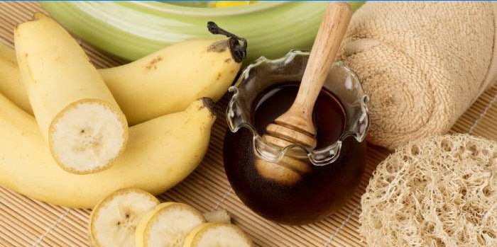 Ingredientes para mascarilla capilar de plátano