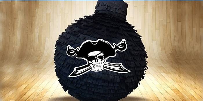 Piñata de bala de cañón con símbolo pirata