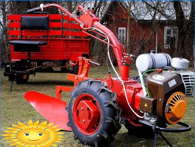 Cómo elegir un tractor con operador a pie y sus accesorios