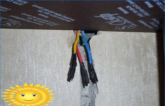 Cómo instalar y conectar una placa eléctrica y un horno