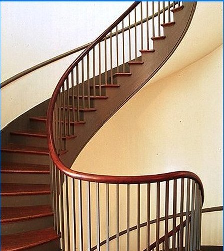 Diseño de escalera de caracol