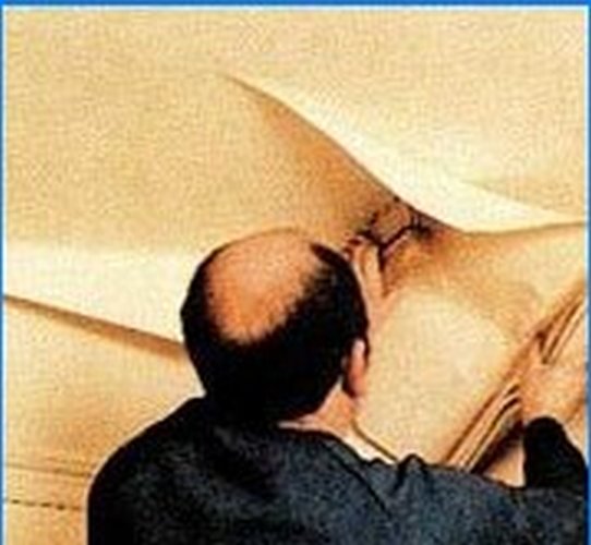 Cómo pegar papel tapiz de techo