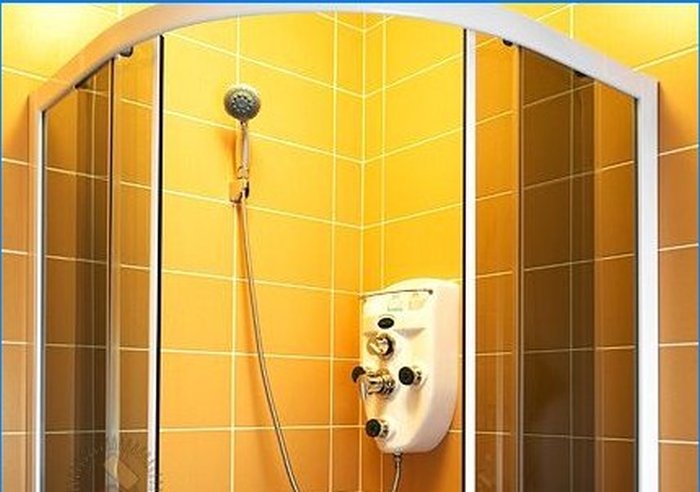 Una alternativa económica al baño. Cómo elegir una cabina de ducha