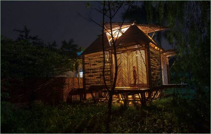 Iluminación nocturna de la casa de bambú BB Home