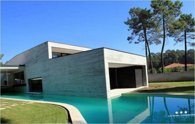 Exterior de la moderna Casa Sol en Portugal