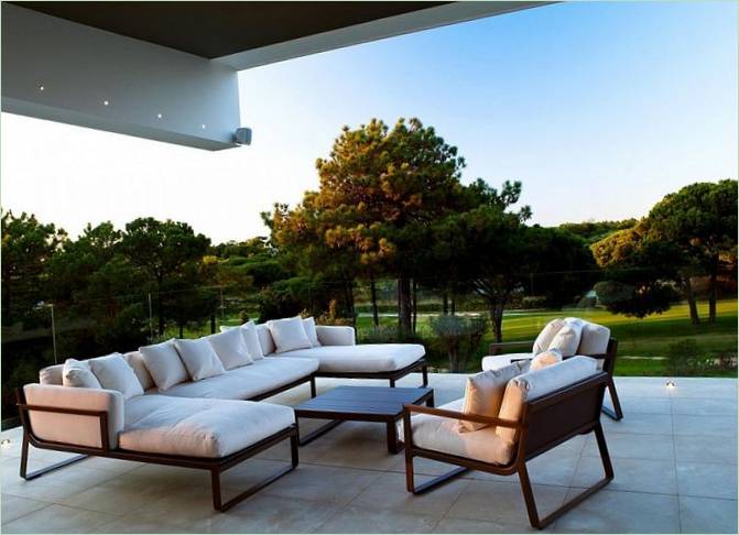 La terraza de una elegante Quinta en Portugal