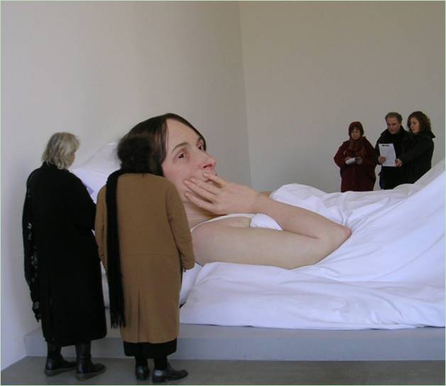 Una exposición de extraordinarias esculturas de un artista australiano en París