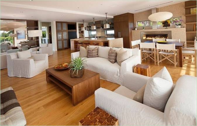 Casa ecológica con interiores de madera