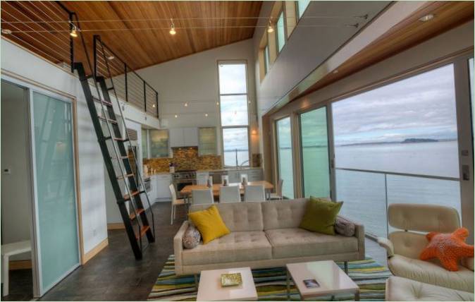 La casa Tsunami diseñada por Designs Northwest Architects en la isla de Camano
