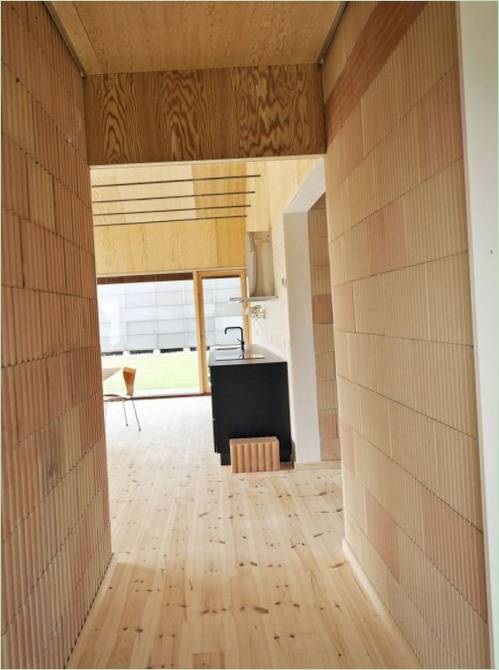 Diseño interior de una casa de ladrillo en Dinamarca