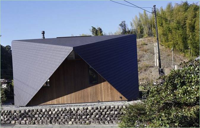 El exterior de la Casa Origami en Japón